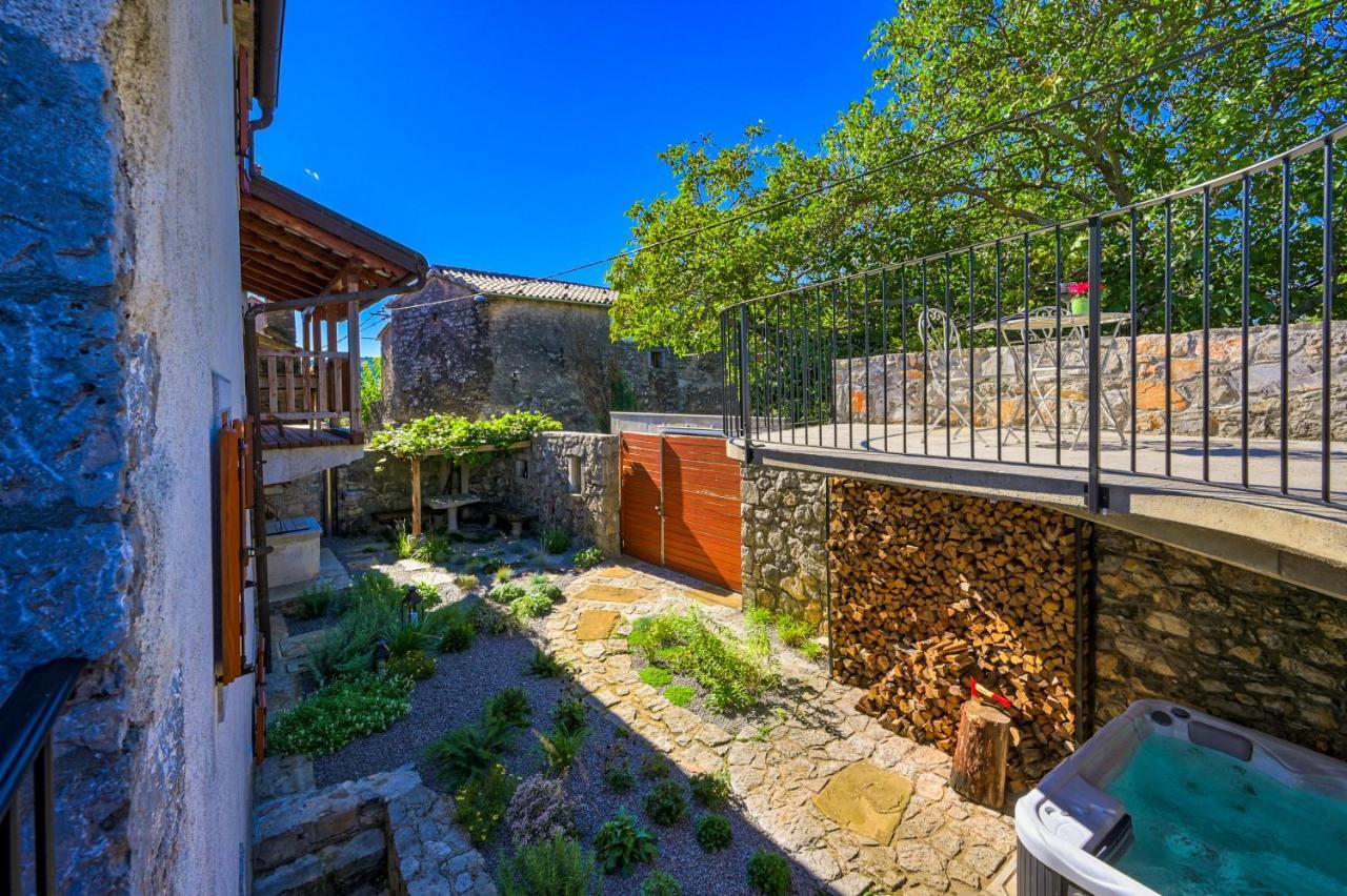 Karst House Zan Pliskovica With Private Pool Villa Dutovlje Eksteriør bilde